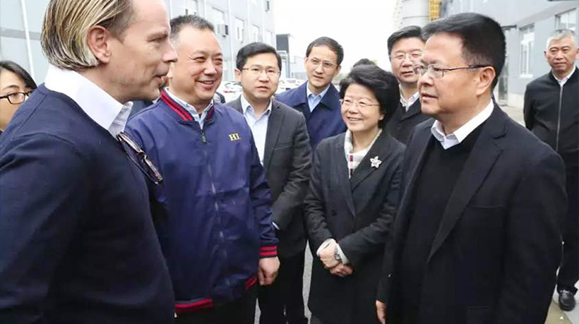 浙江省委副书记、宁波市委书记郑栅洁莅临大众彩票科技调研
